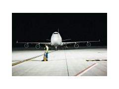 worldwide capacity guarantee based on DB Schenker’s in-house service