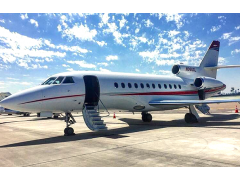 Falcon 900 N960CL