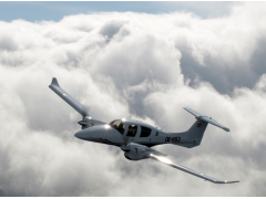 2017 DIAMOND DA62
