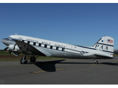 1945 DOUGLAS DC-3
