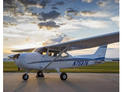 CESSNA 172 SKYHAWK