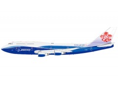 BOEING 747-400 CHINA AIRLINES B-18210, 'DREAMLINER SCHEME'