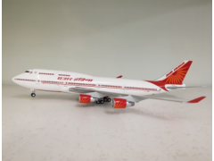 BOEING 747-400 AIR INDIA VT-EVA (WITH STAND)