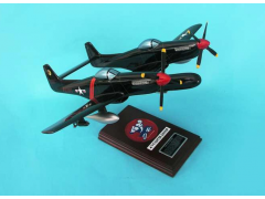 North American P/F-82G Twin Mustang 4th Fighter Group USAAF Elite Skywarrior Mahogany Model