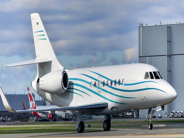 Virtual Reality: Experience The Falcon 2000LX Like Never Before